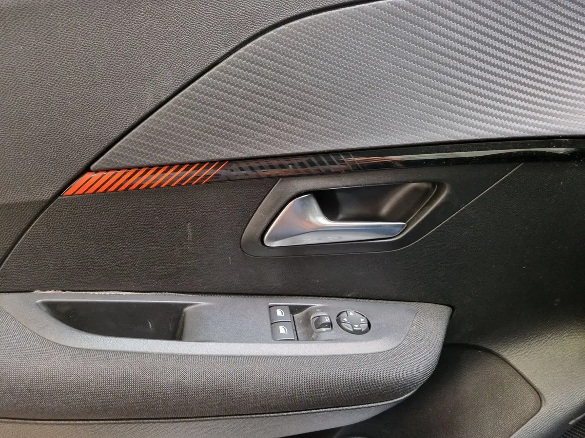 Peugeot 208 usata a Varese (13)