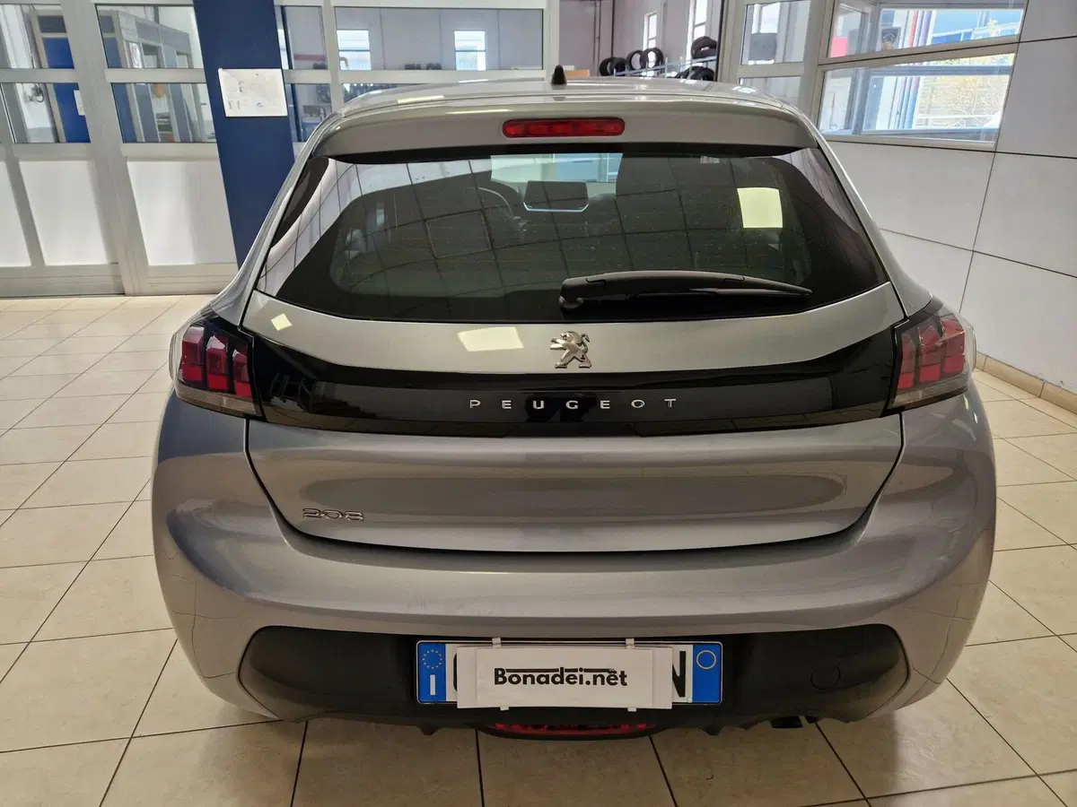 Peugeot 208 usata a Varese (4)