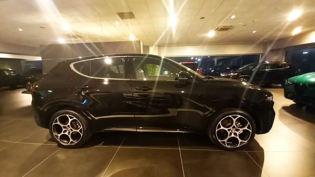 Alfa Romeo Tonale nuova a Benevento (2)