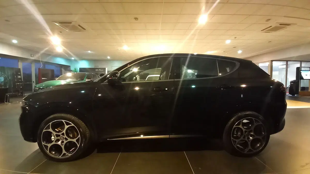 Alfa Romeo Tonale nuova a Benevento (3)