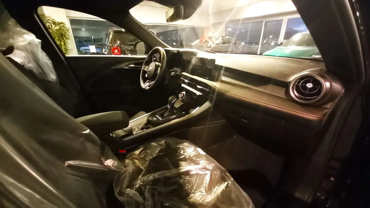 Alfa Romeo Tonale nuova a Benevento (7)