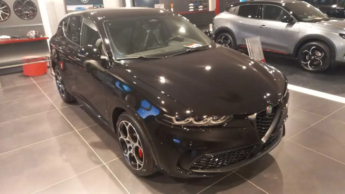 Alfa Romeo Tonale nuova a Benevento (12)