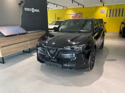 Alfa Romeo Junior 1.2 ibrida Sprint 145cv edct6 nuova a Benevento