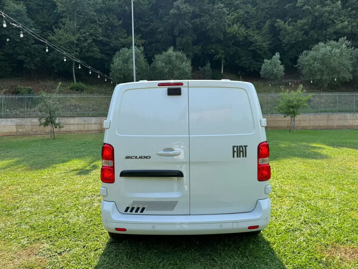 Fiat Scudo Furgone nuova a Salerno (11)