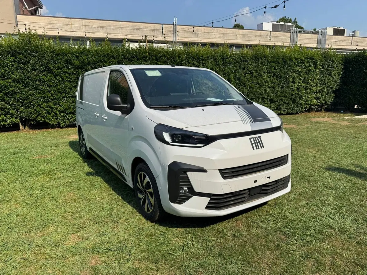 Fiat Scudo Furgone nuova a Salerno (2)