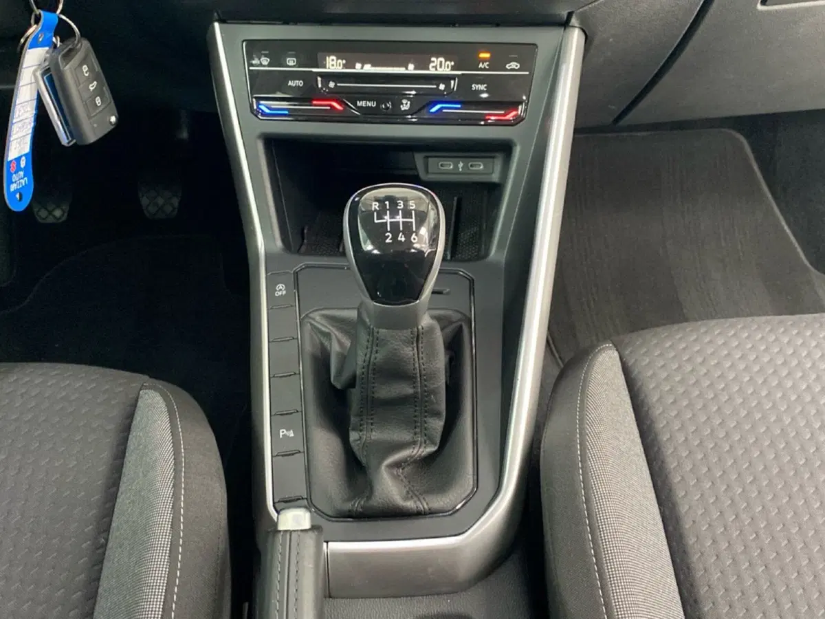 Volkswagen Taigo usata a Lodi (11)