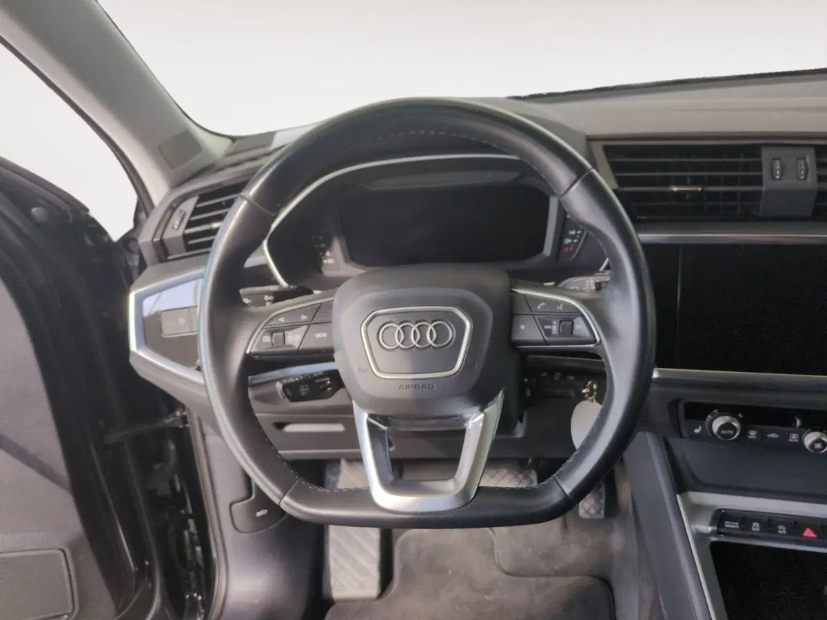 Audi Q3 Sportback usata a Agrigento (11)