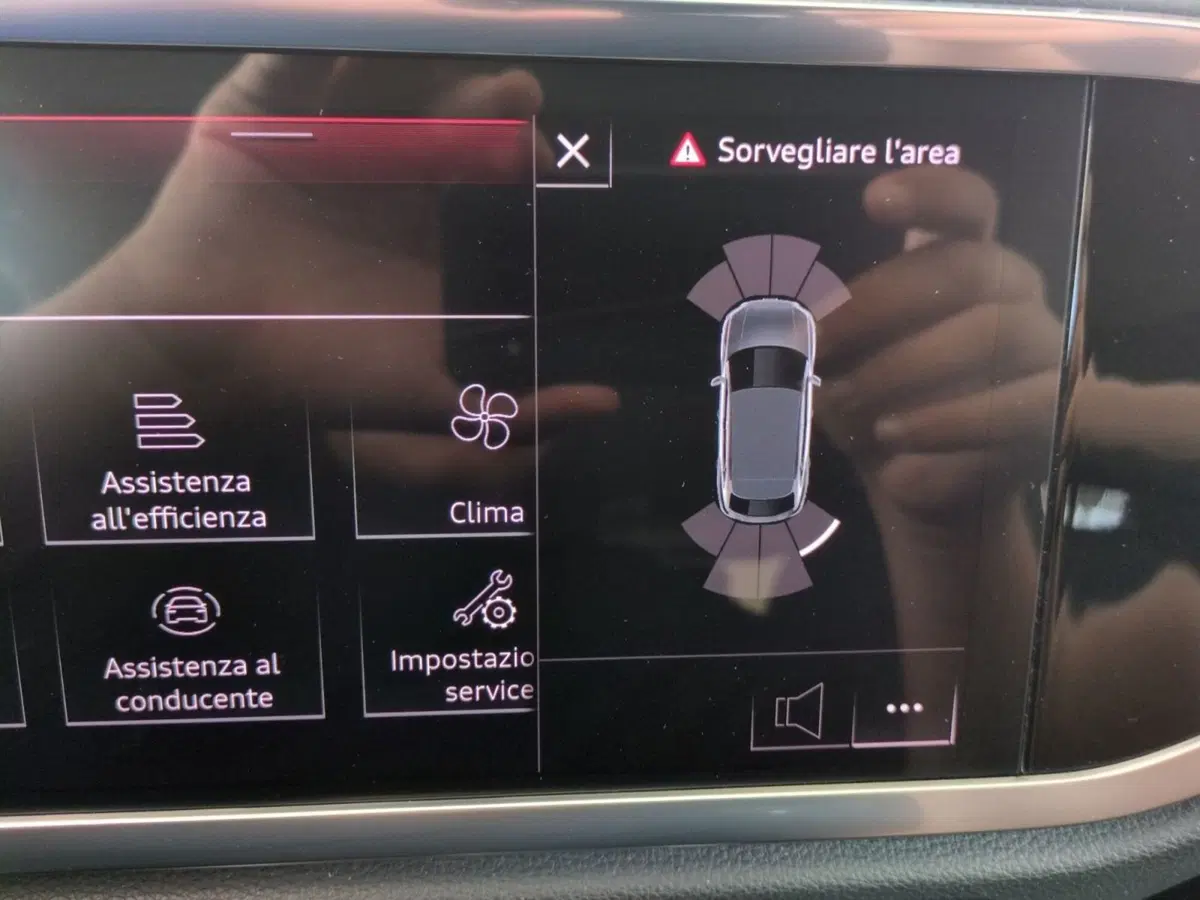 Audi Q3 Sportback usata a Agrigento (14)