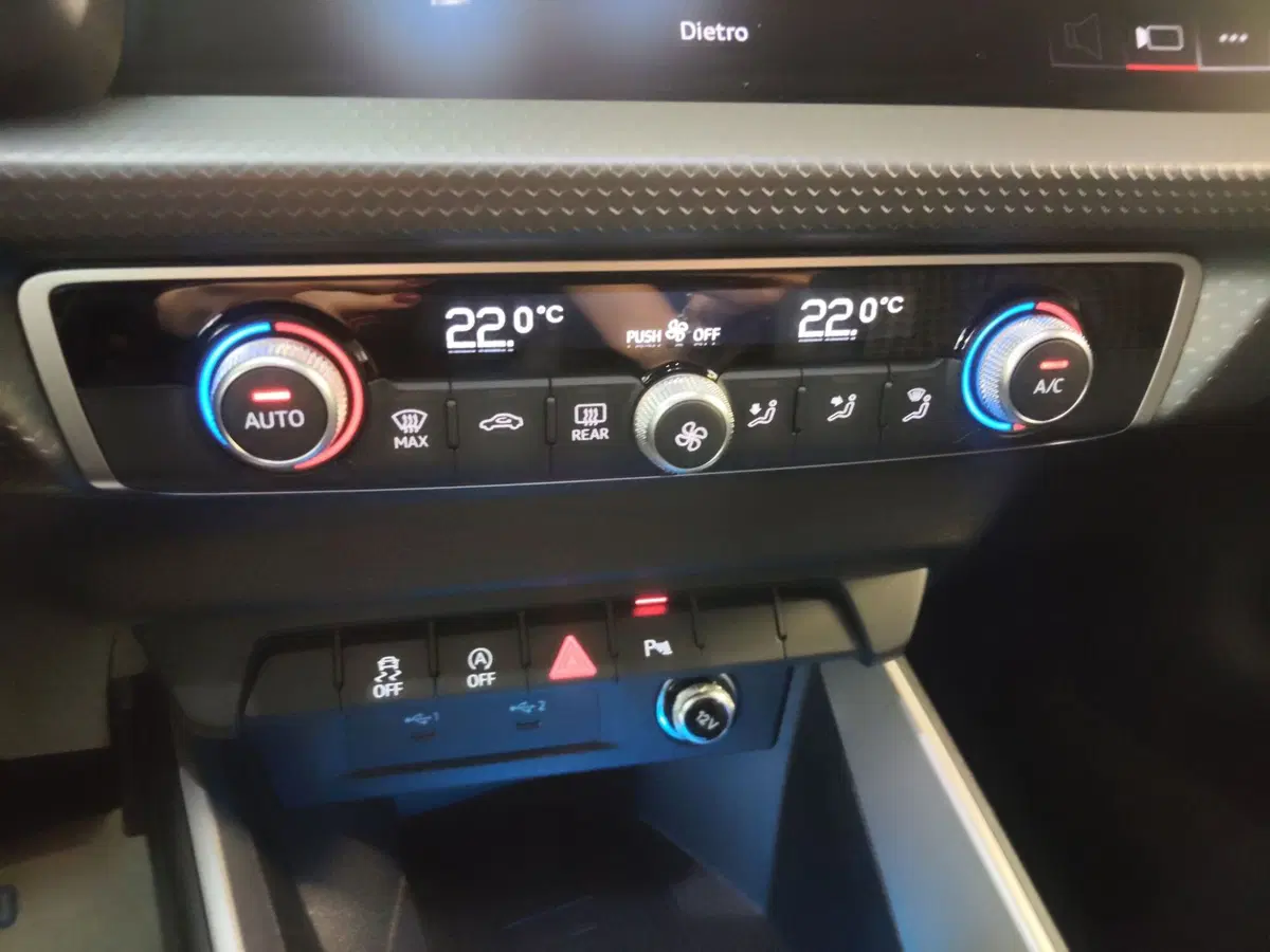 Audi A1 Sportback nuova a Modena (11)