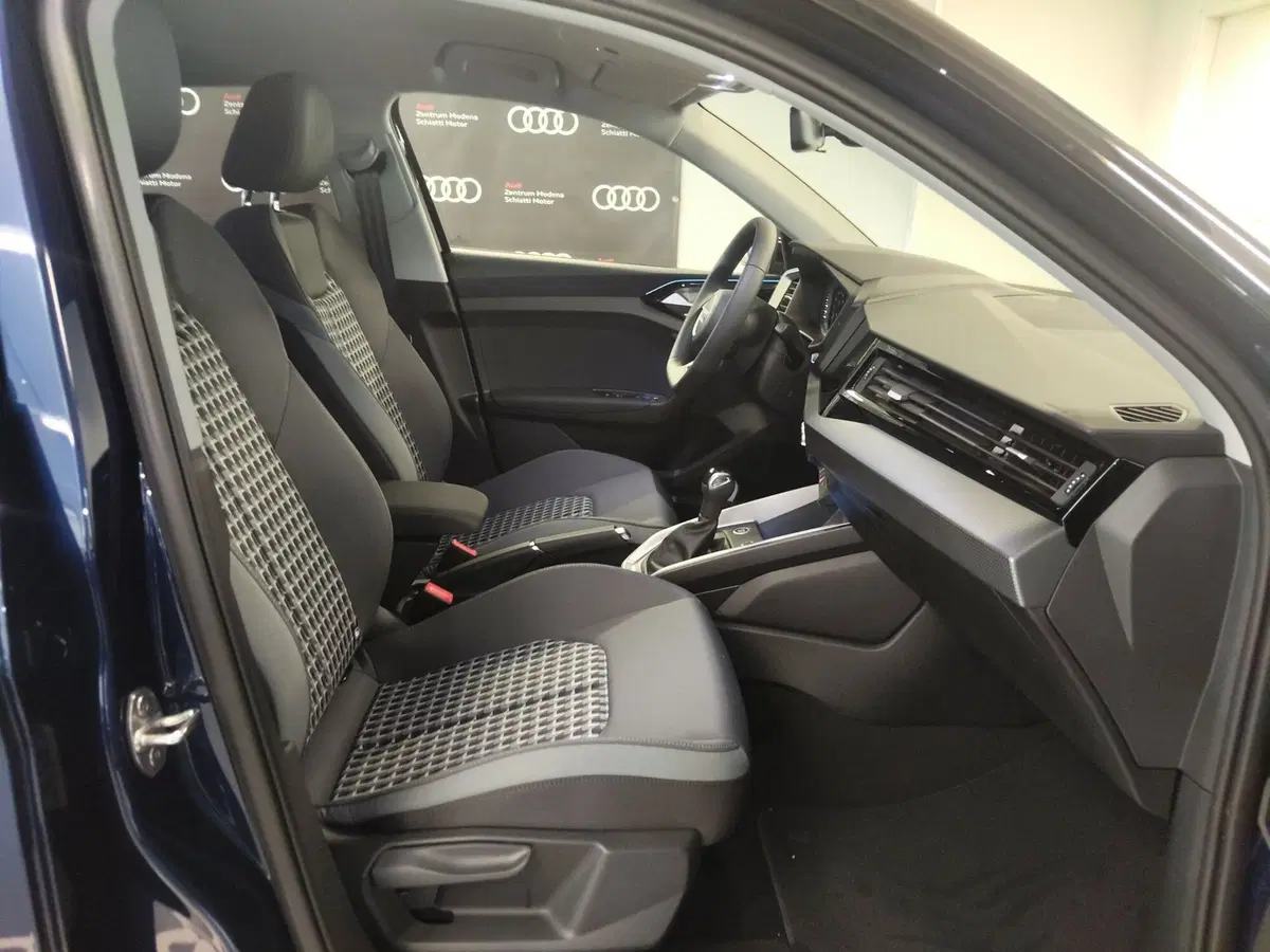 Audi A1 Sportback nuova a Modena (13)