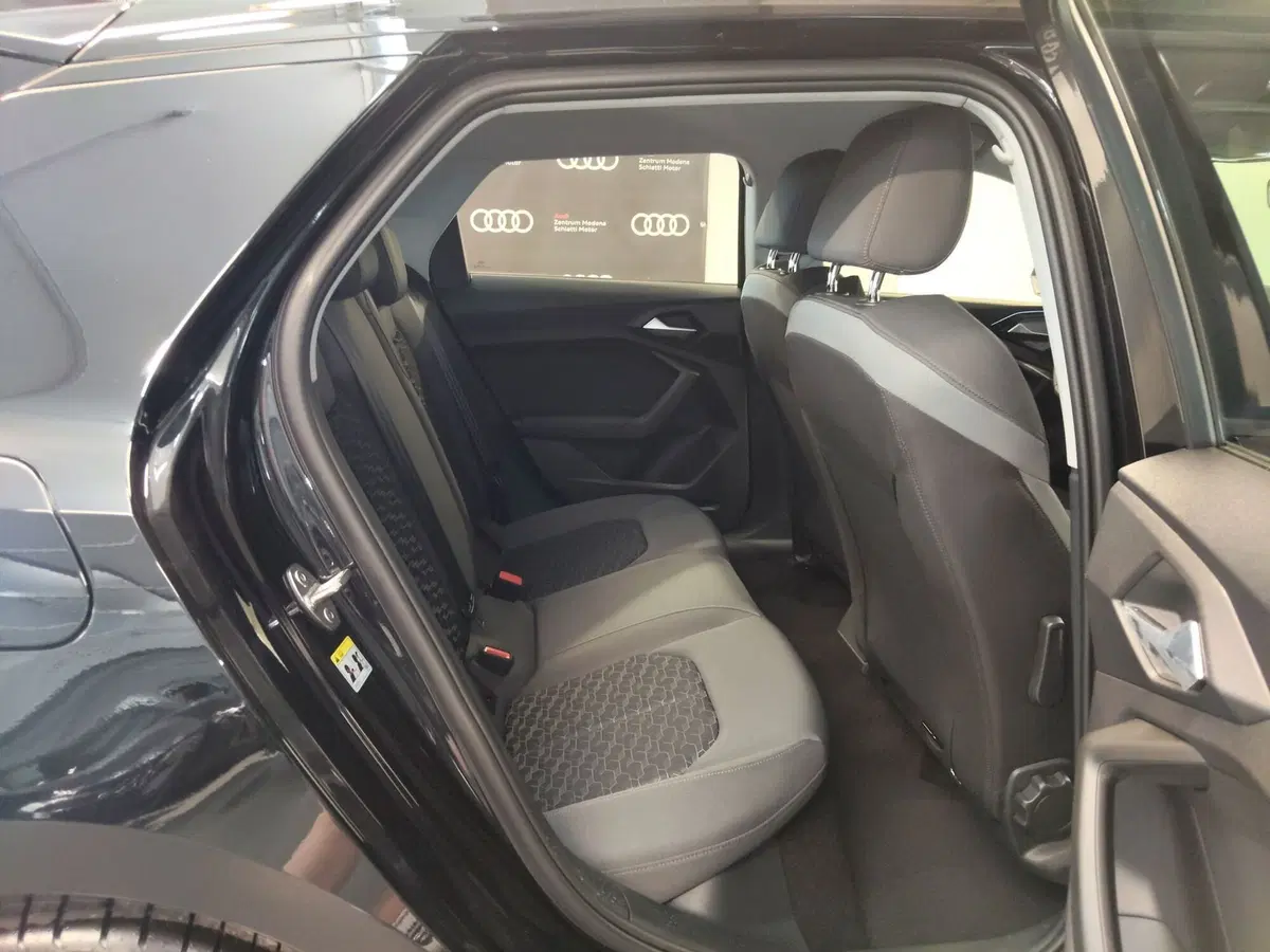 Audi A1 Sportback nuova a Modena (14)