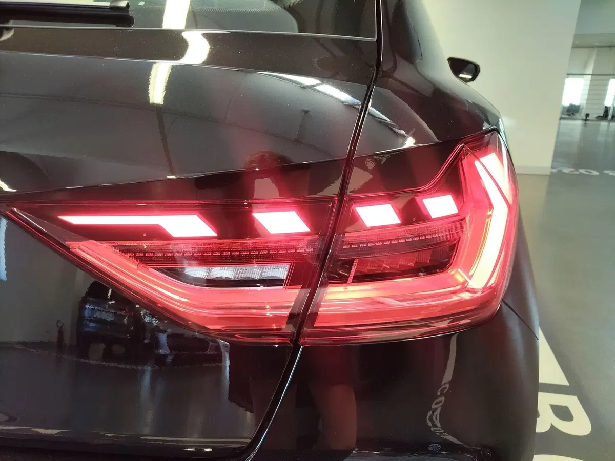 Audi A1 Sportback nuova a Modena (17)