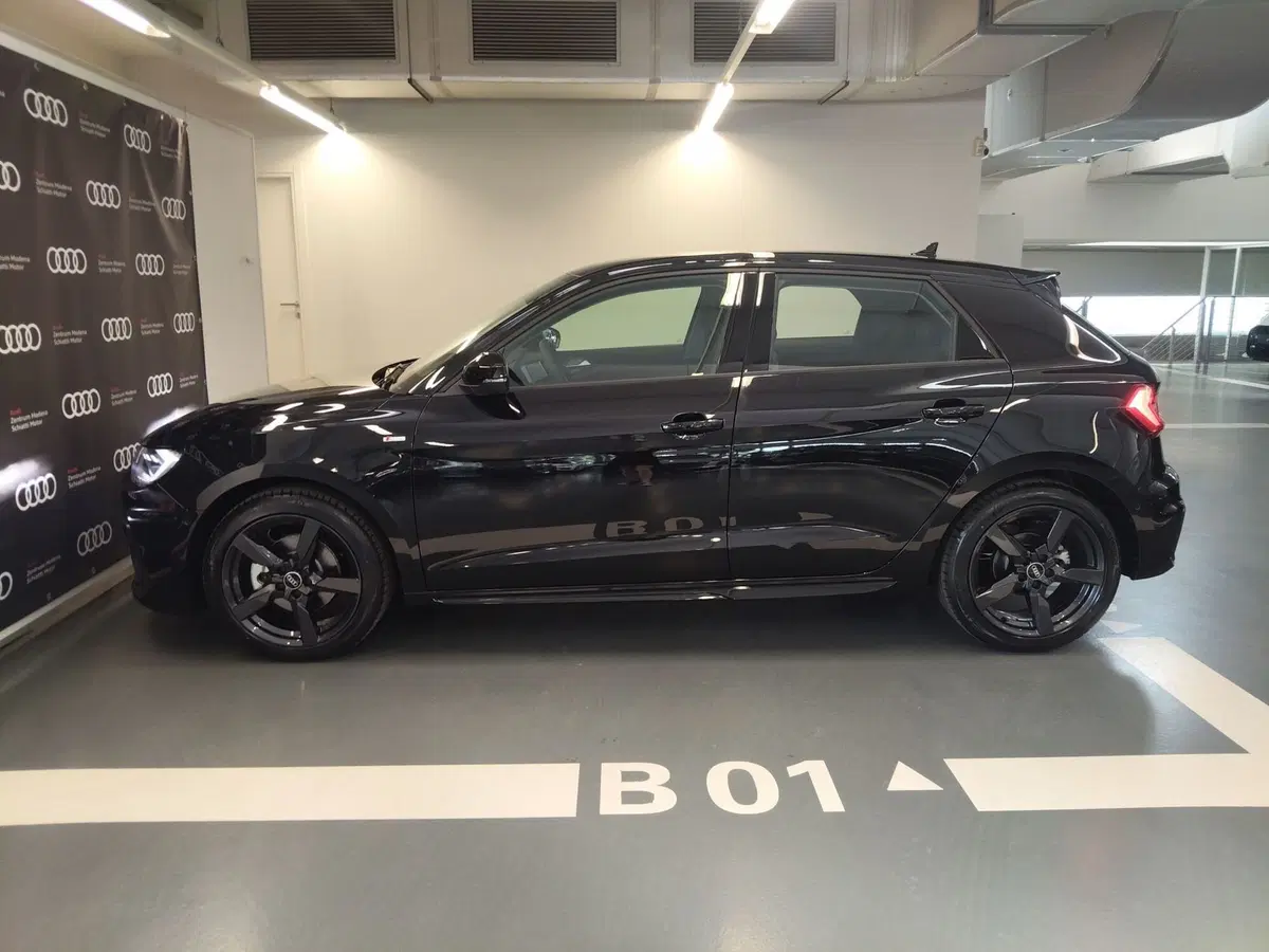 Audi A1 Sportback nuova a Modena (3)