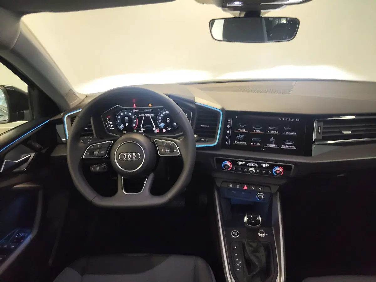 Audi A1 Sportback nuova a Modena (7)