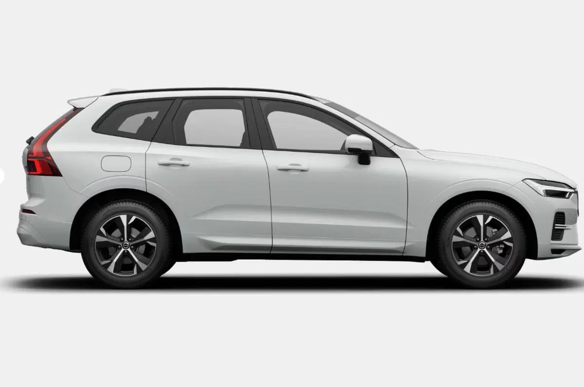 Volvo XC60 nuova a Milano (6)
