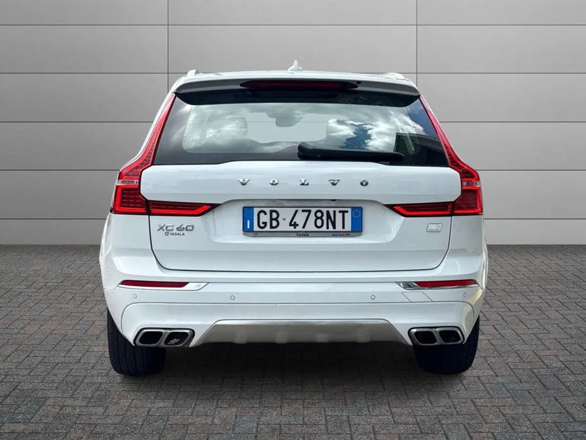 Volvo XC60 usata a Reggio Calabria (11)