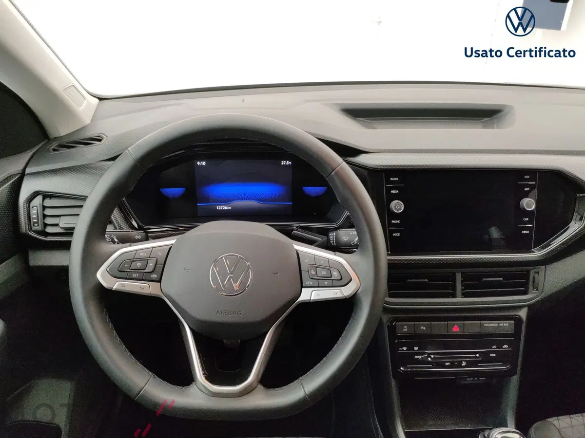 Volkswagen T-Cross usata a Varese (12)