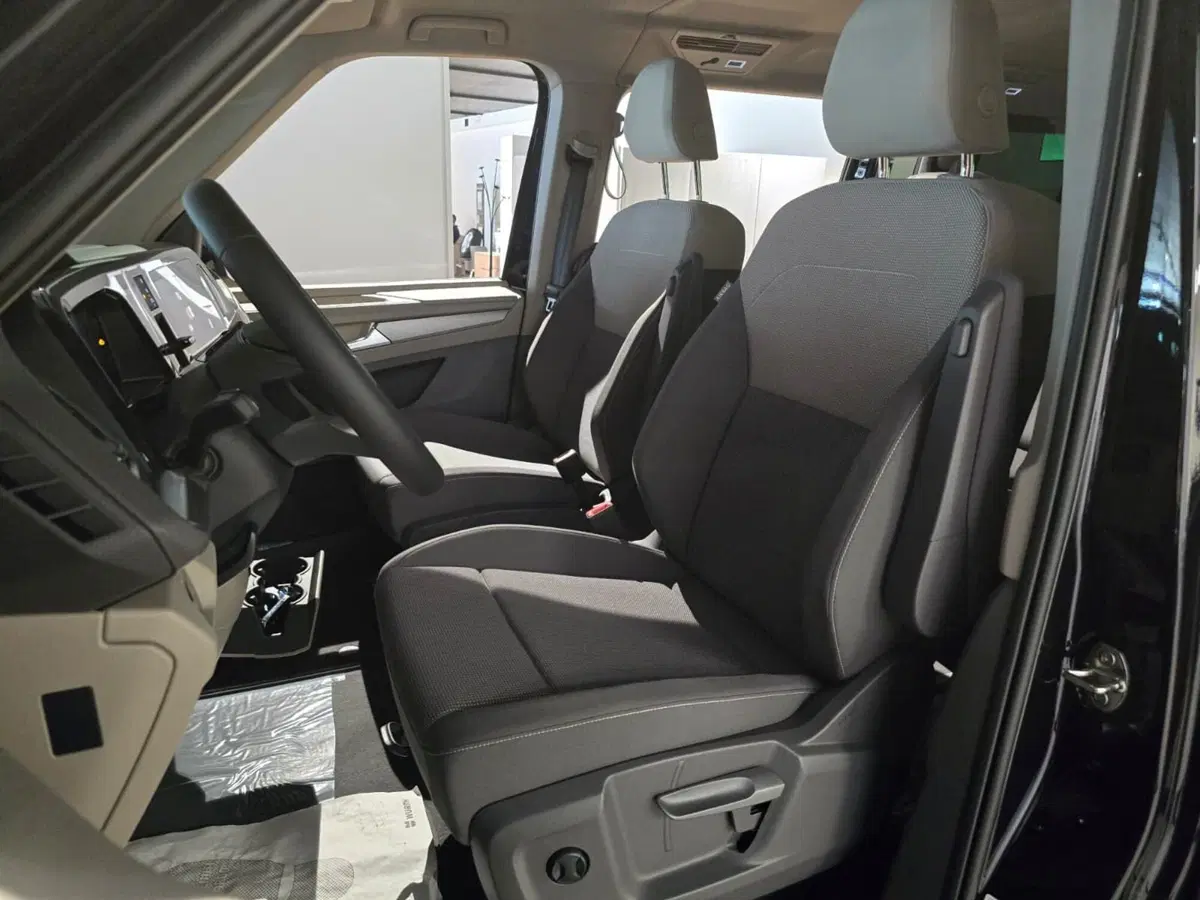 Volkswagen Multivan nuova a Siena (10)