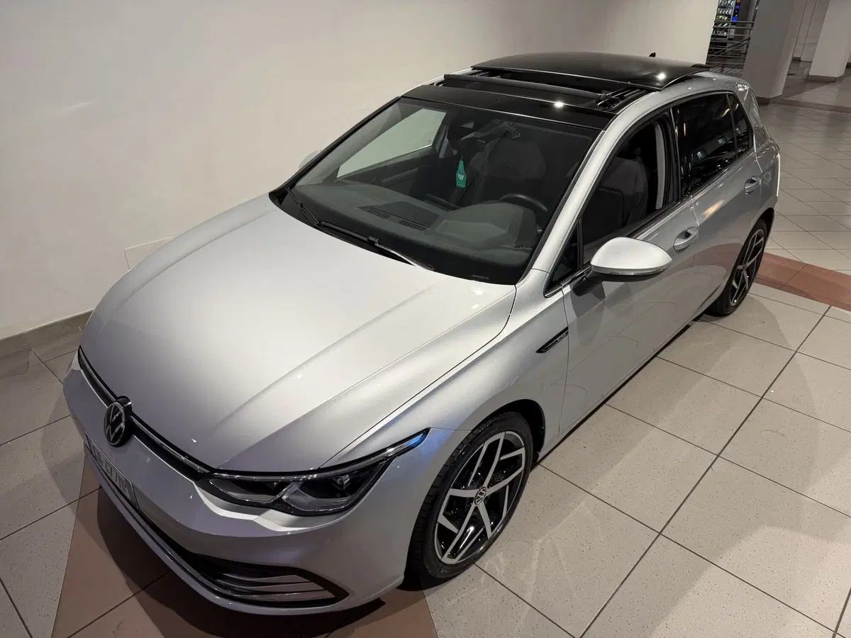 Volkswagen Golf usata a Genova (18)