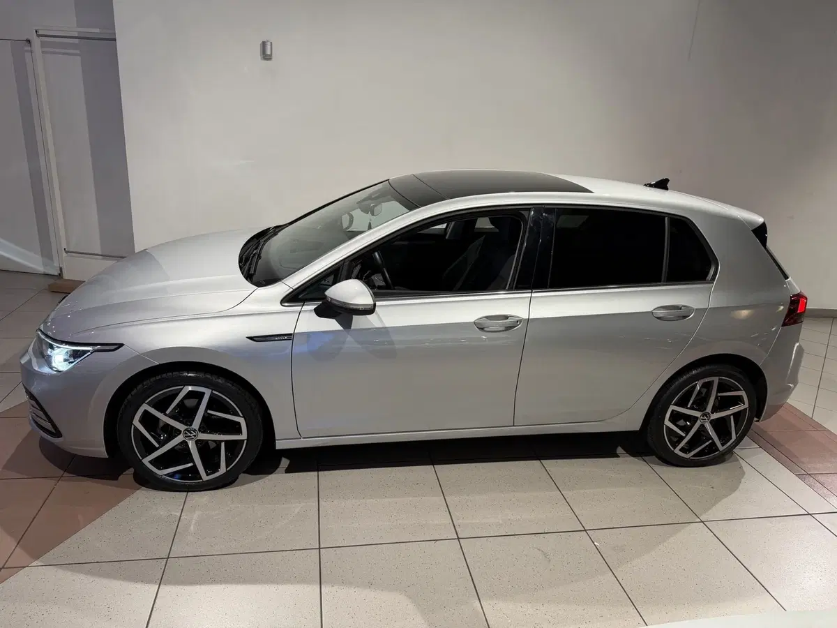 Volkswagen Golf usata a Genova (2)