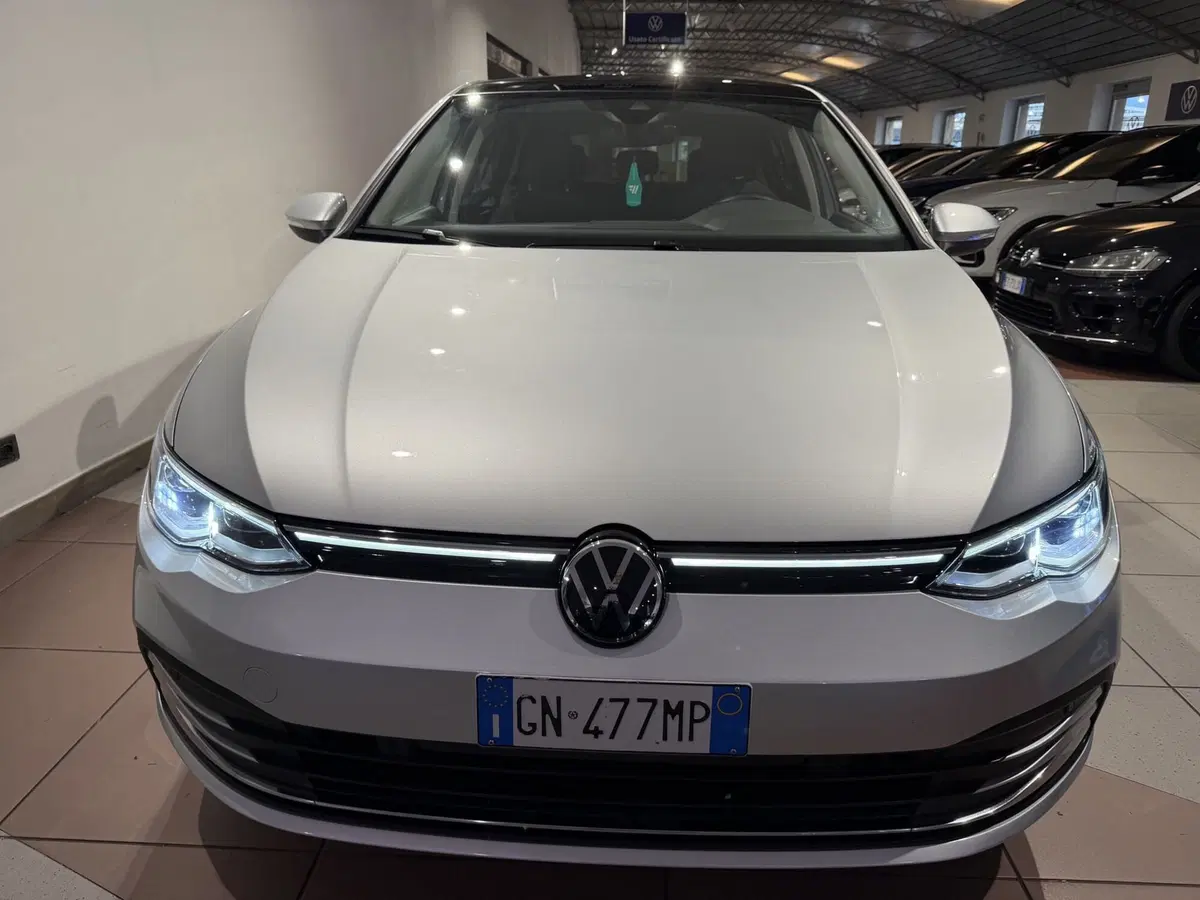 Volkswagen Golf usata a Genova (7)