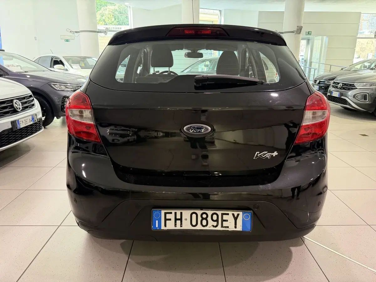 Ford Fiesta usata a Genova (4)