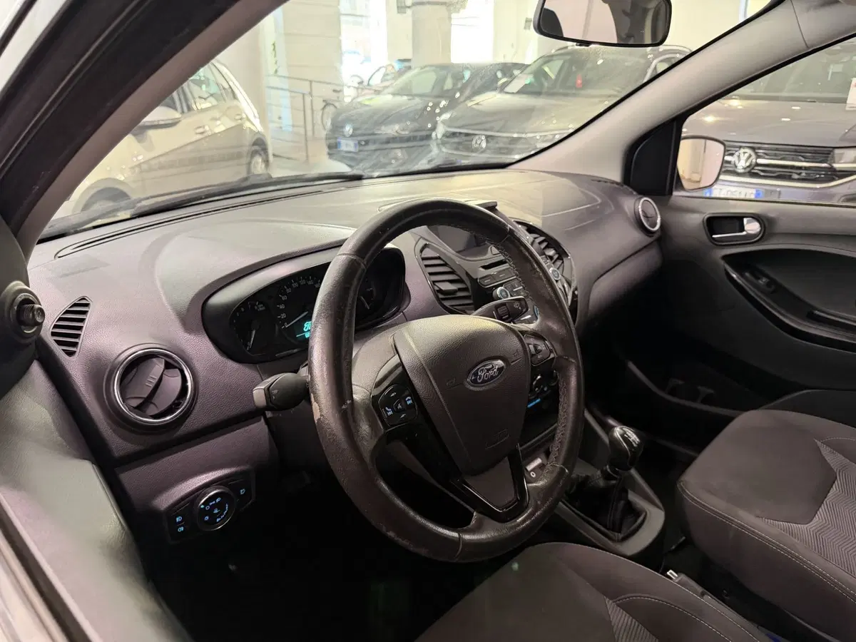 Ford Fiesta usata a Genova (8)