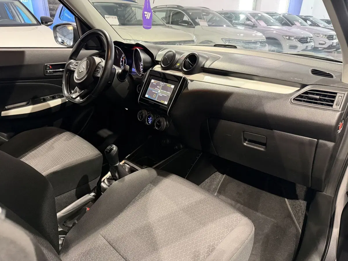 Suzuki Swift usata a Genova (11)