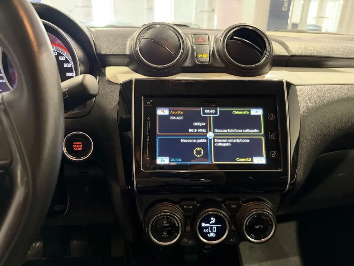 Suzuki Swift usata a Genova (14)