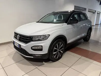 Volkswagen T-Roc 1.0 tsi Style 115cv del 2019 usata a Genova
