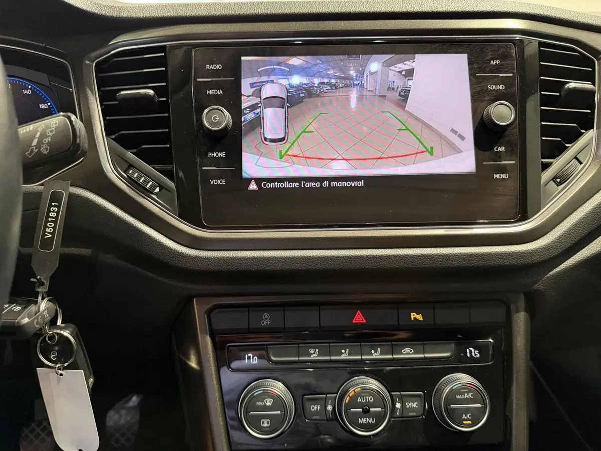 Volkswagen T-Roc usata a Genova (12)