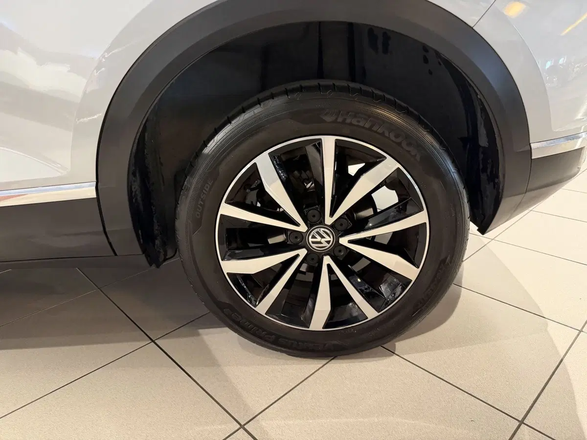 Volkswagen T-Roc usata a Genova (13)