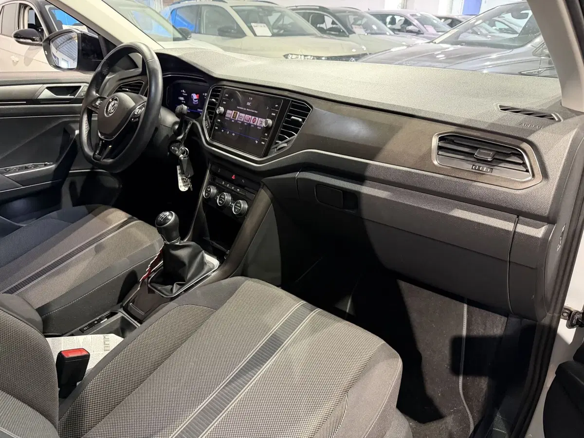 Volkswagen T-Roc usata a Genova (9)