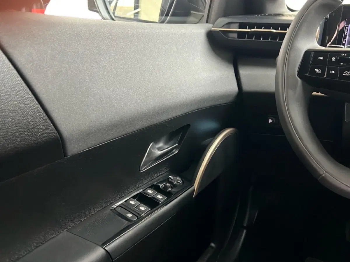 Lancia Ypsilon usata a Roma (13)