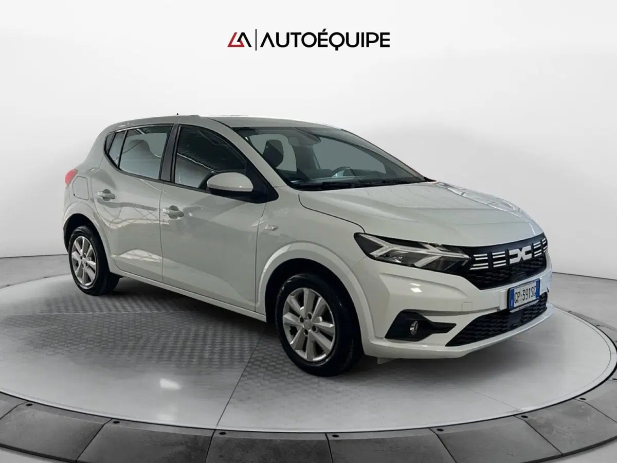 Dacia Sandero usata a Roma (7)