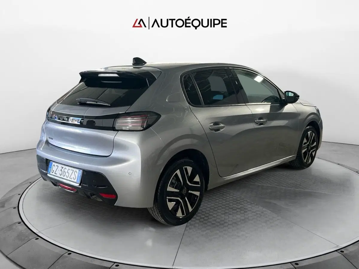 Peugeot 208 usata a Roma (5)