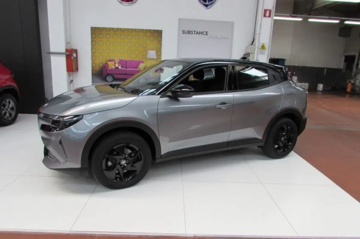 Alfa Romeo Junior usata a Milano (5)