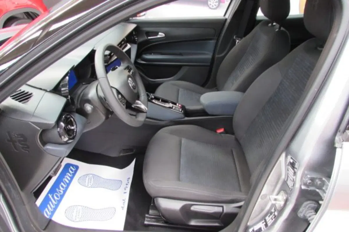 Alfa Romeo Junior usata a Milano (7)