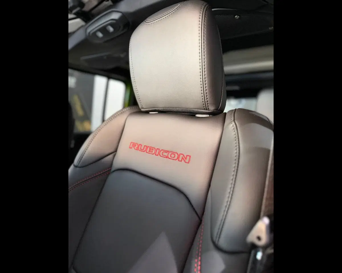Jeep Wrangler Unlimited nuova a Imperia (12)