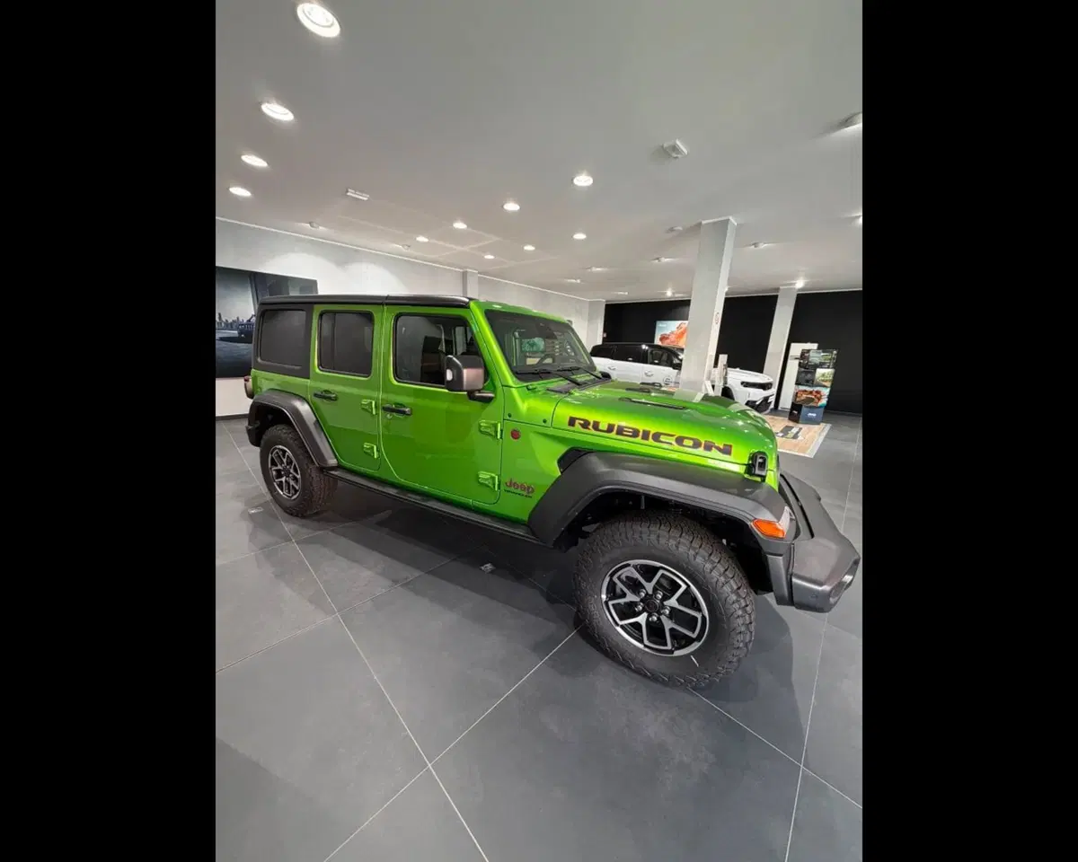 Jeep Wrangler Unlimited nuova a Imperia (6)