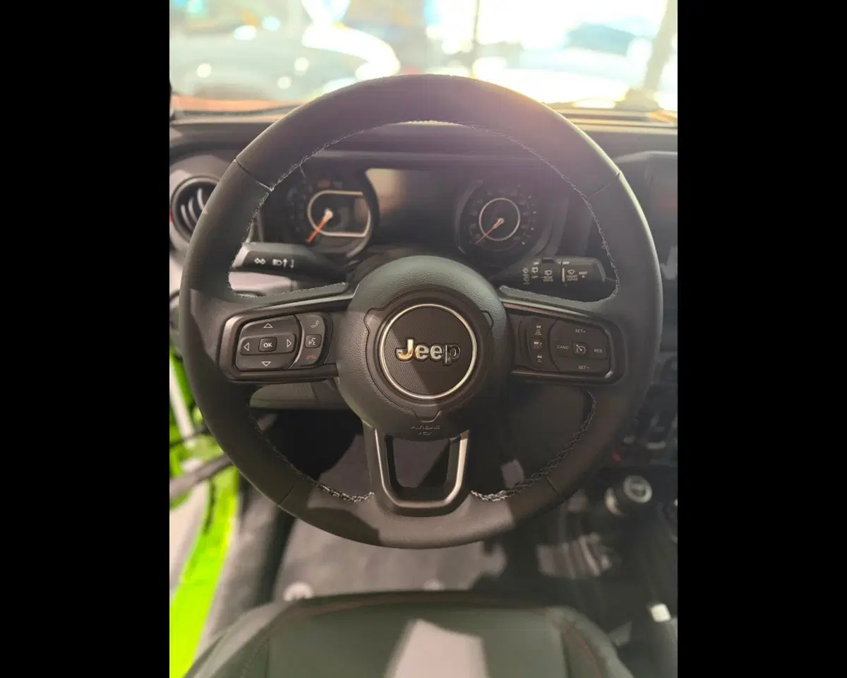 Jeep Wrangler Unlimited nuova a Imperia (9)