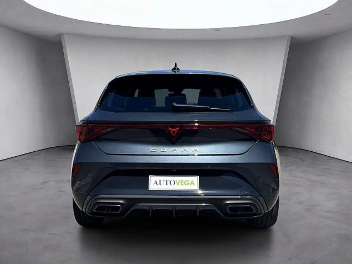 Cupra Leon nuova a Vicenza (5)