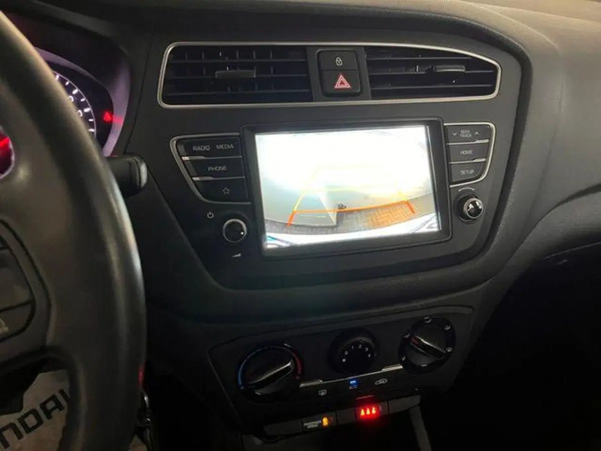 Hyundai i20 usata a Verbano Cusio Ossola (19)