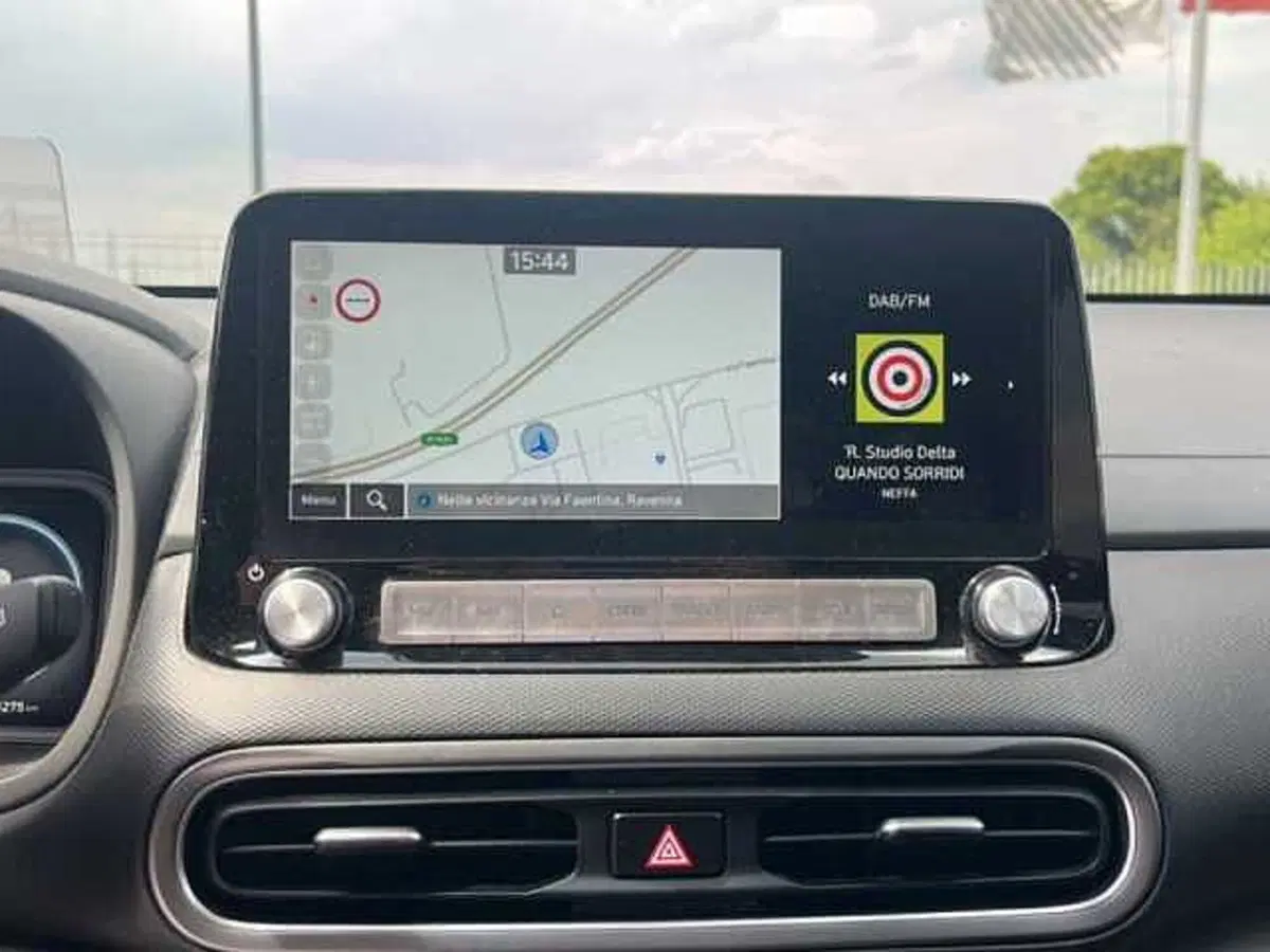 Hyundai Kona usata a Ravenna (13)