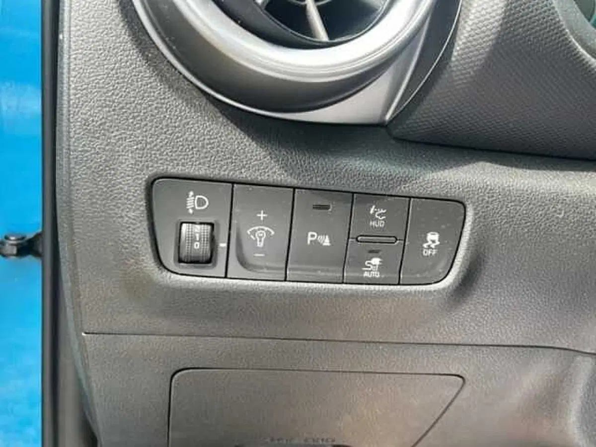 Hyundai Kona usata a Ravenna (17)