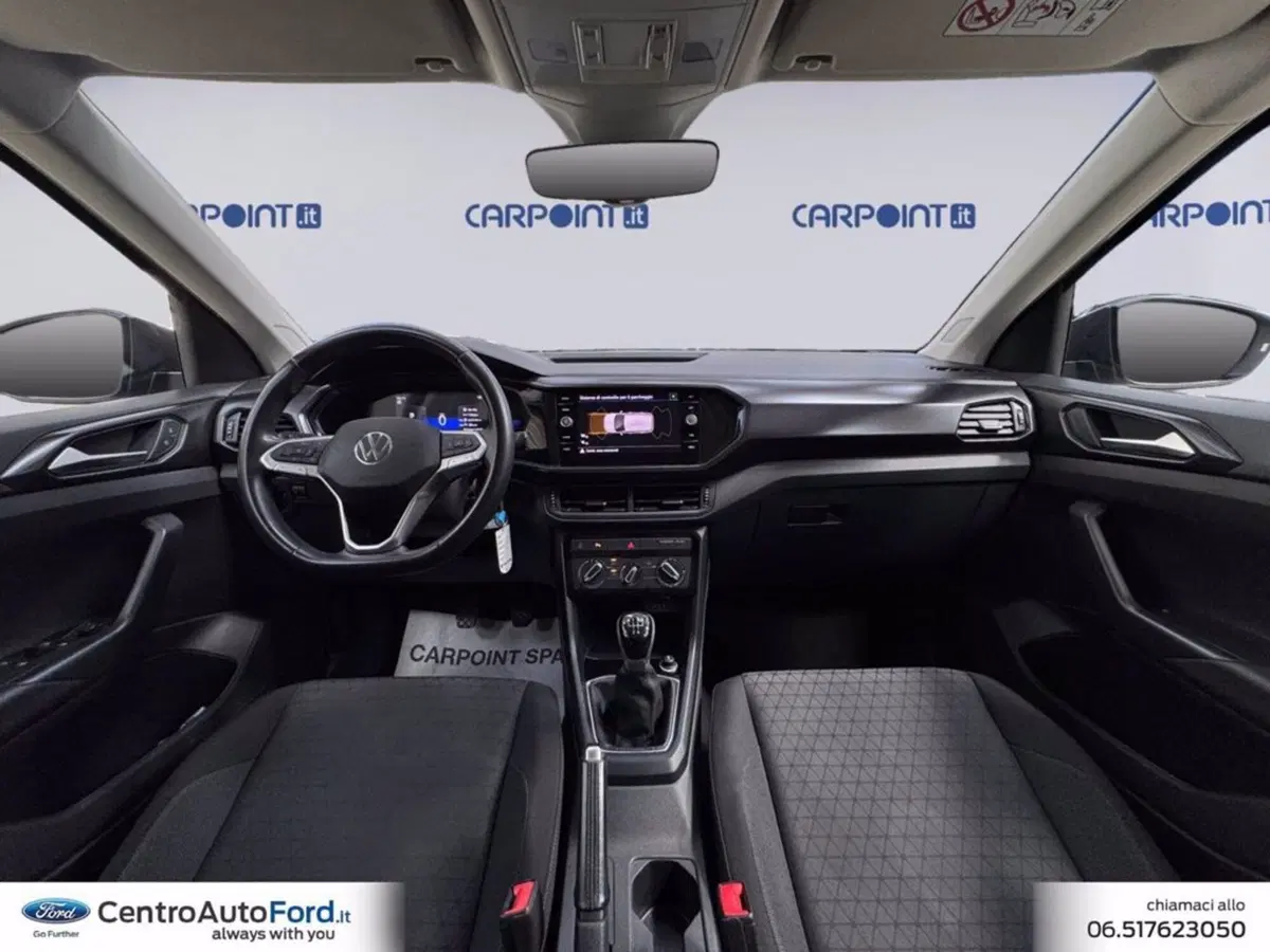 Volkswagen T-Cross usata a Roma (10)