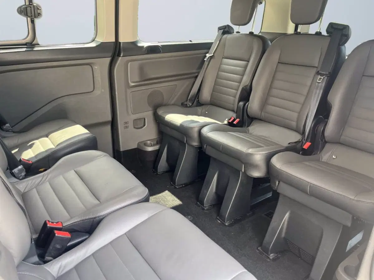 Ford Tourneo Custom usata a Milano (13)