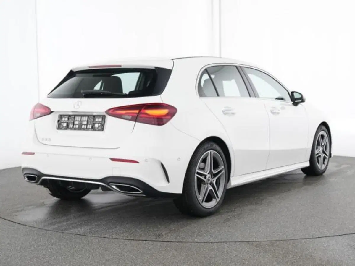 Mercedes-Benz Classe A usata a Milano (4)