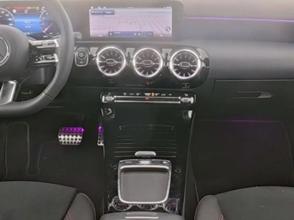 Mercedes-Benz Classe A usata a Milano (8)