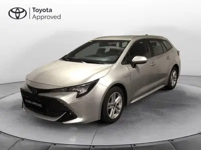Toyota Corolla Touring Sports 1.8 Hybrid Business del 2020 usata a Torino